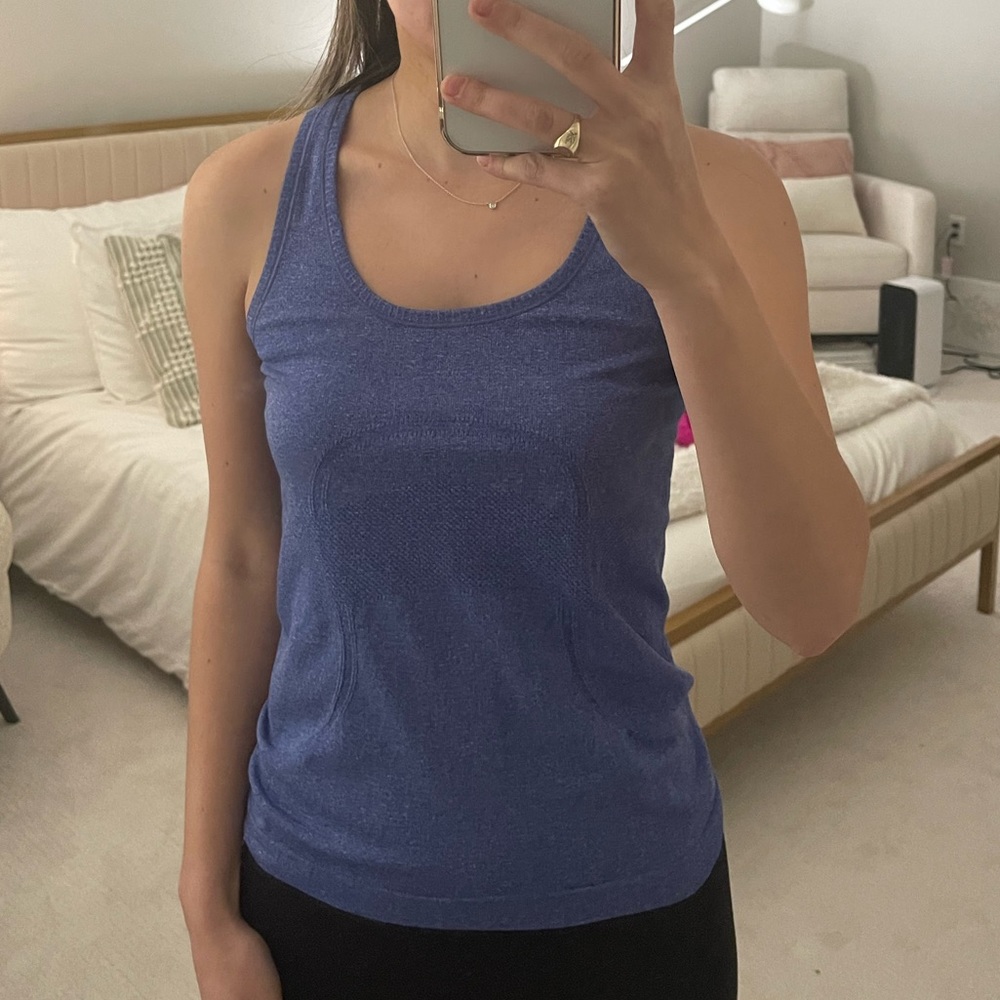 Lululemon Swiftly Tech blue/purple running tank top